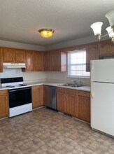 1049 Mile High Dr in Clarksville, TN - Building Photo - Building Photo