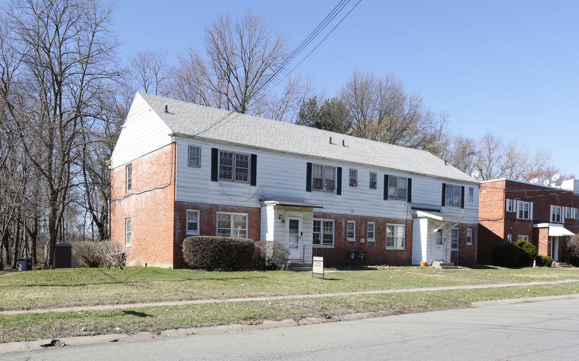 217-215 Jackson Ave in Schenectady, NY - Building Photo