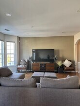 813 Deluca Rd in Belleville, NJ - Building Photo - Building Photo