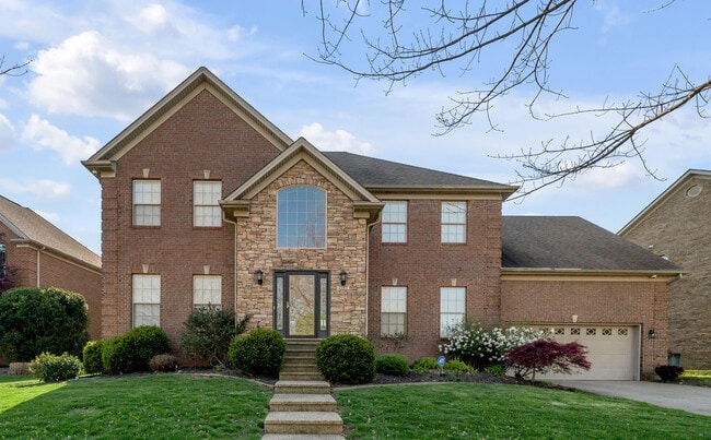 property at 2185 Roswell Dr