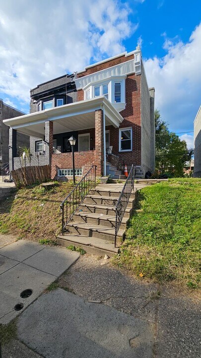 937 Church Ln in Philadelphia, PA - Building Photo