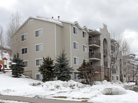 Iron Horse Park Apartments