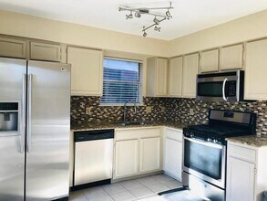 7701 Montaque Dr in Austin, TX - Building Photo - Building Photo