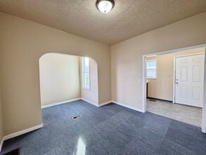 641 Garfield Ave SW in Canton, OH - Building Photo - Building Photo