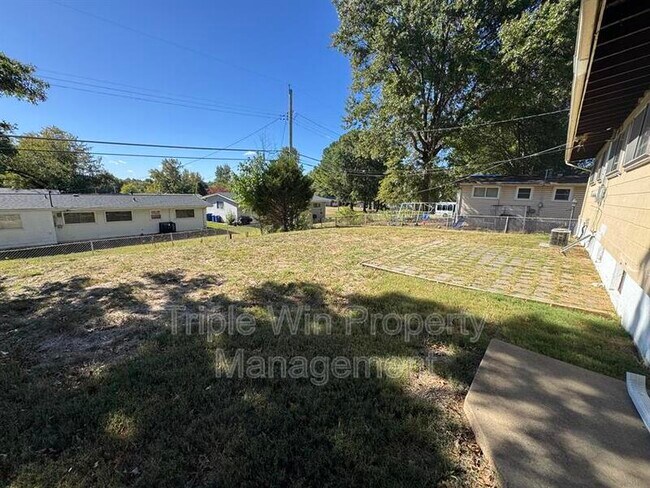 1742 Hudson Rd in St. Louis, MO - Building Photo - Building Photo