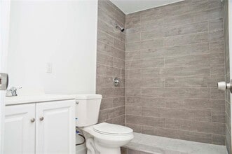 1323 N Federal Hwy, Unit 3 in Hollywood, FL - Building Photo - Building Photo