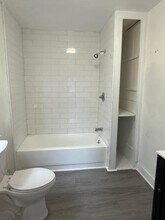 43 West Ave in Patchogue, NY - Building Photo - Building Photo