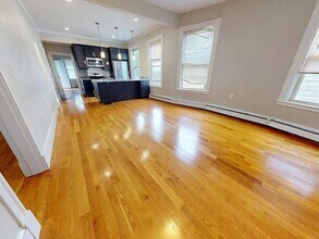 125 Princeton St in Boston, MA - Building Photo - Building Photo