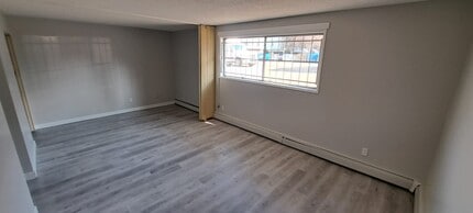 9923-181 81 Ave NW in Edmonton, AB - Building Photo - Building Photo