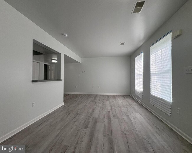 property at 132 N Altamont Ave