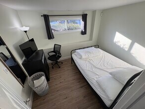 35 Holiday Park Dr, Unit 1 in Centereach, NY - Building Photo - Building Photo