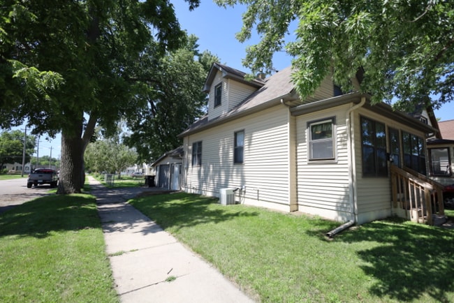 601 4th Ave NW in Rochester, MN - Building Photo - Building Photo