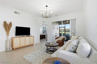 10265 Heritage Bay Blvd in Naples, FL - Building Photo - Building Photo