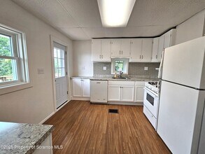 2103 Hollister Ave in Scranton, PA - Building Photo - Building Photo