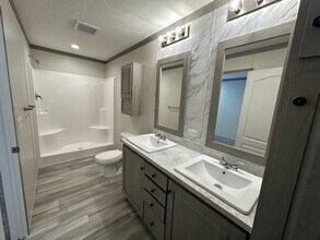 192 Colorado St in Belleville, MI - Building Photo - Building Photo