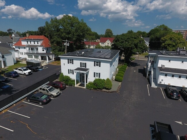 1329 Main St in Brockton, MA - Building Photo - Building Photo