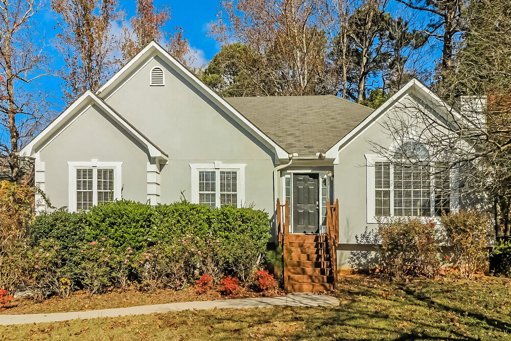 2054 Spicers Ln in Woodstock, GA - Building Photo