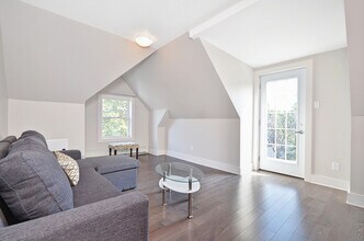 160 Waverley St in Ottawa, ON - Building Photo - Building Photo