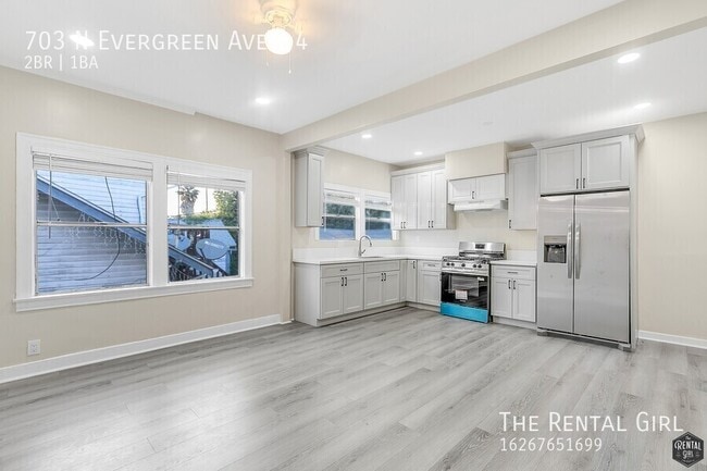 property at 703 N Evergreen Ave