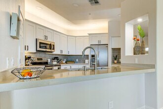 11500 E Cochise Dr, Unit ID1385764P in Scottsdale, AZ - Foto de edificio - Building Photo