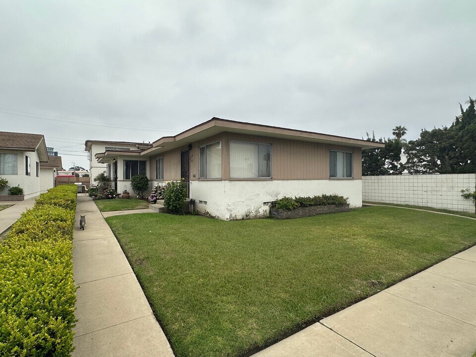 578 Otis St in Chula Vista, CA - Building Photo