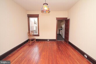 5269 Ridge Ave in Philadelphia, PA - Building Photo - Building Photo