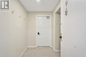 1 Elgin St N in Acton, ON - Building Photo - Building Photo