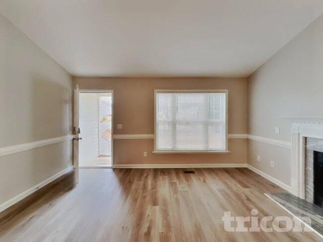 112 Glengariff Ln in Clayton, NC - Building Photo - Building Photo