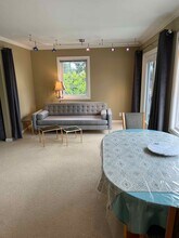 217 Middlefield Rd, Unit Apartmentwithview in Bellingham, WA - Building Photo - Building Photo
