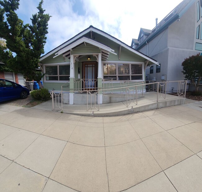 1318 Garden St