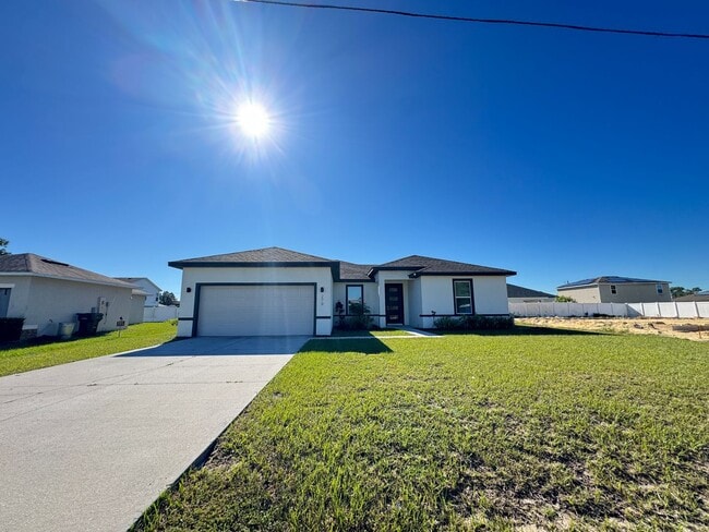 property at 279 Elm Ct