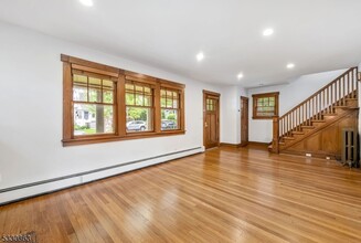 28 Ethelbert Pl in Ridgewood, NJ - Building Photo - Building Photo