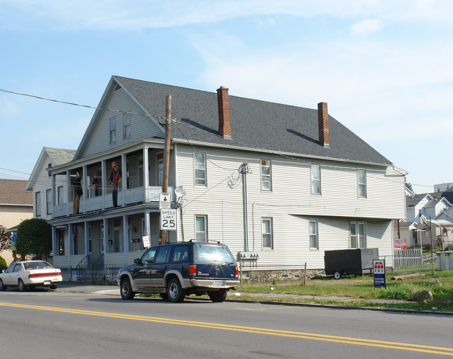 813-815 Pittston Ave in Scranton, PA - Building Photo