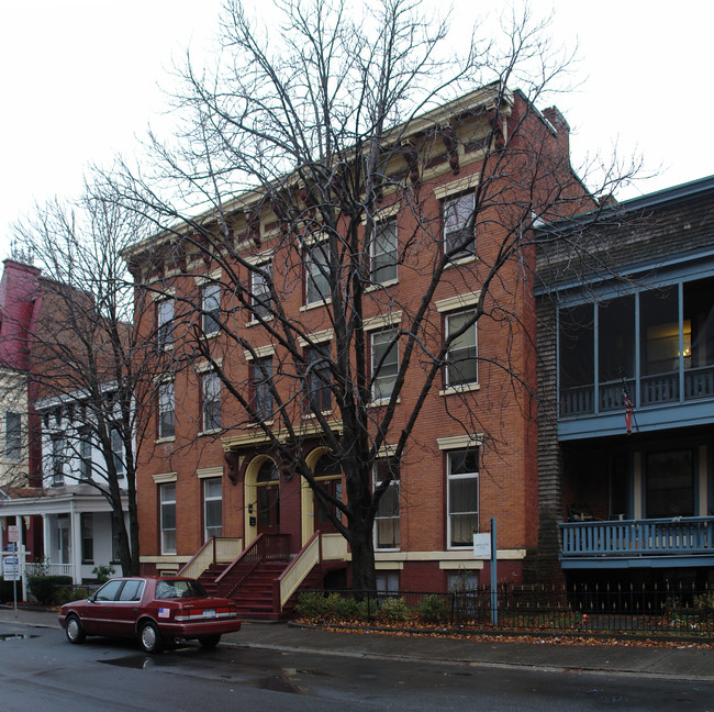 124-126 Mohawk St in Cohoes, NY - Building Photo - Building Photo