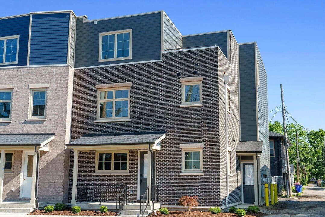 1014 E Long St in Columbus, OH - Building Photo