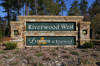 Lullwater At Riverwood I in Evans, GA - Foto de edificio - Building Photo