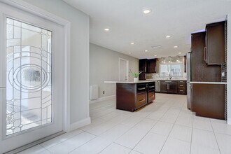 2645 63rd Ave S in St. Petersburg, FL - Building Photo - Building Photo