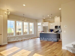 3887 SE Muddy Ln in Hillsboro, OR - Building Photo - Building Photo