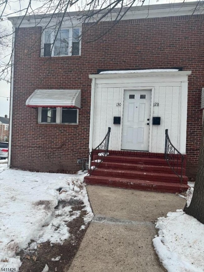 property at 128 Lincoln St