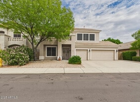 8034 W Clara Ln in Peoria, AZ - Building Photo