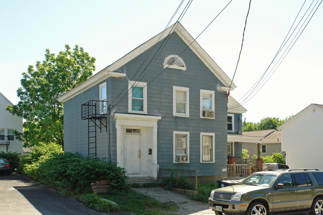 5 Beard St in Nashua, NH - Building Photo - Building Photo