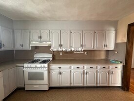 11 Boston St, Unit A in Somerville, MA - Building Photo