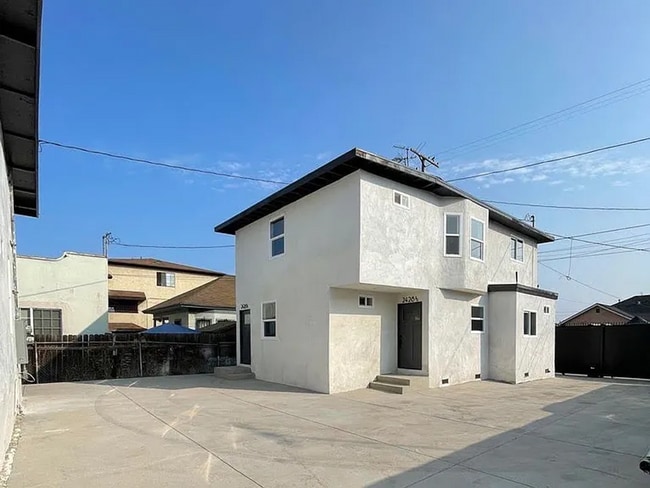property at 2428 Houston St