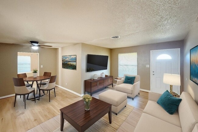 822 Bandera Ln in Garland, TX - Building Photo - Building Photo