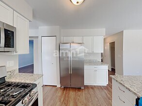 1712 Tall Oaks Dr in Plainfield, IL - Building Photo - Building Photo