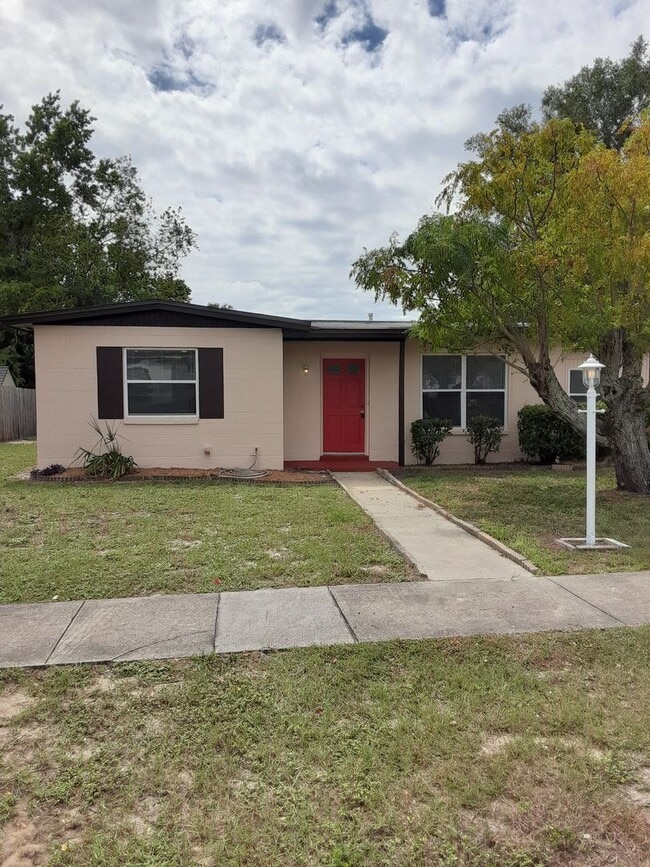 property at 6298 Holiday Dr