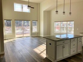 The Reserve at Greenwood Hills (Golf access!) in Wausau, WI - Building Photo