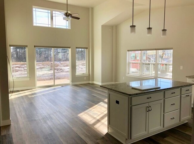 The Reserve at Greenwood Hills (Golf access!)