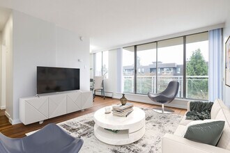 3675 W 7th Ave in Vancouver, BC - Building Photo - Building Photo