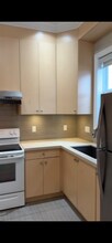5650 Elsom Ave in Burnaby, BC - Building Photo - Building Photo